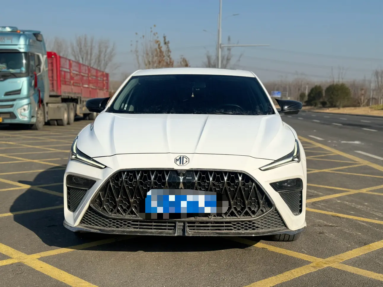 MG 5 Scorpio  из Китая