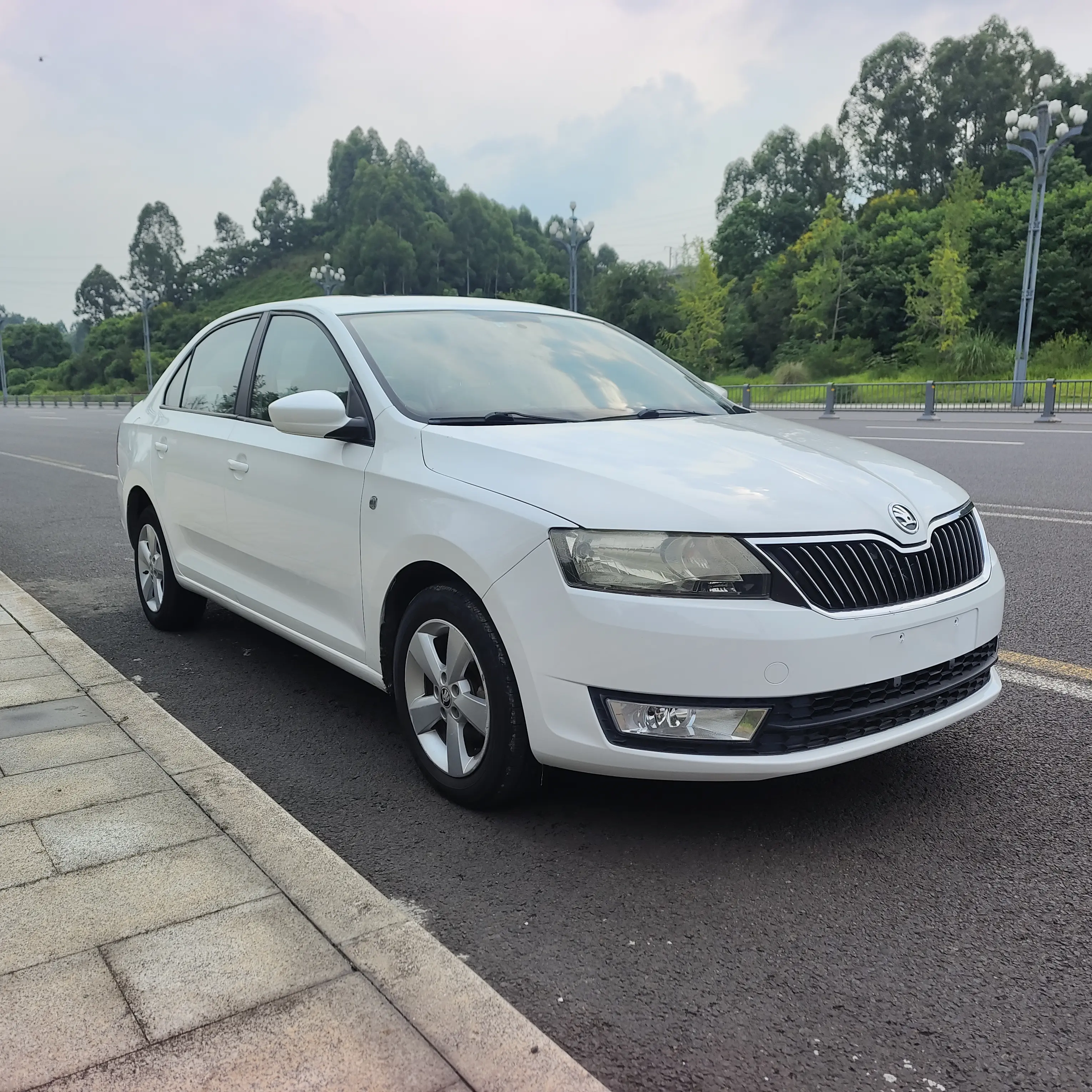 Skoda Xin Rui  из Китая