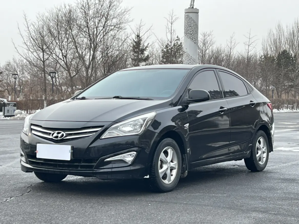 Hyundai Verna (Rena)  из Китая