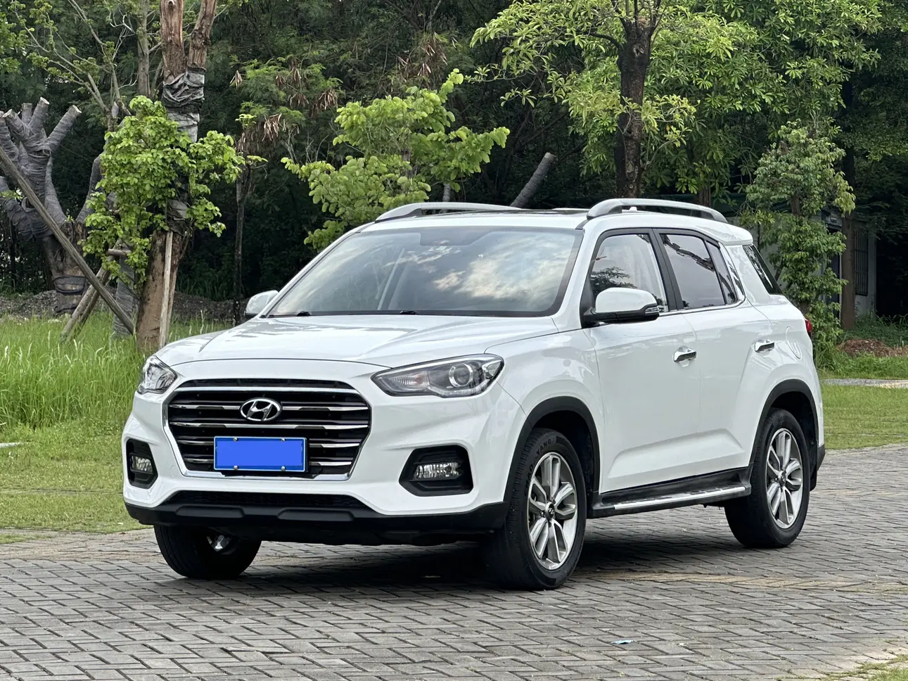 Hyundai ix35  из Китая