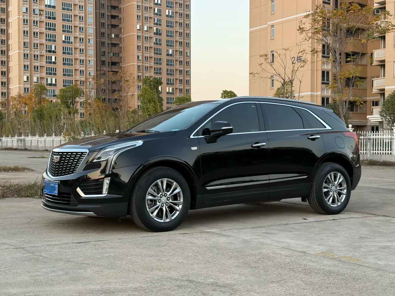 Cadillac XT5  из Китая