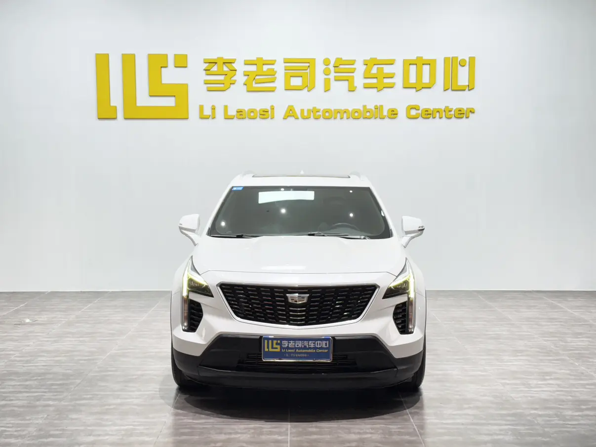 Cadillac XT4  из Китая