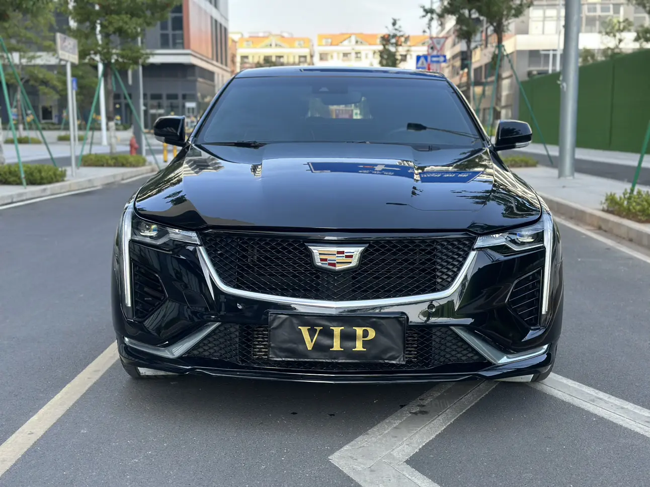 Cadillac CT4  из Китая