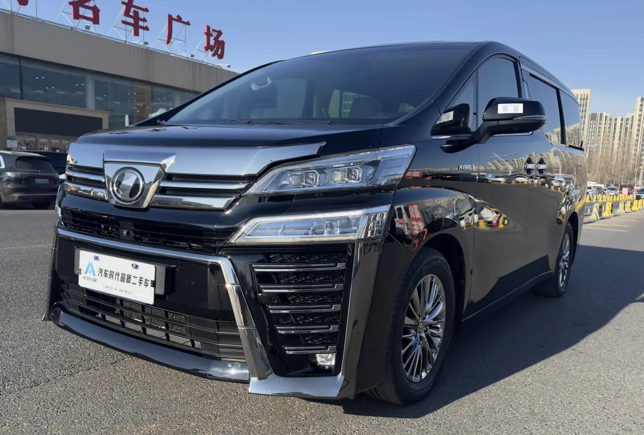 Toyota Crown Wellfire (Wilfa)  из Китая