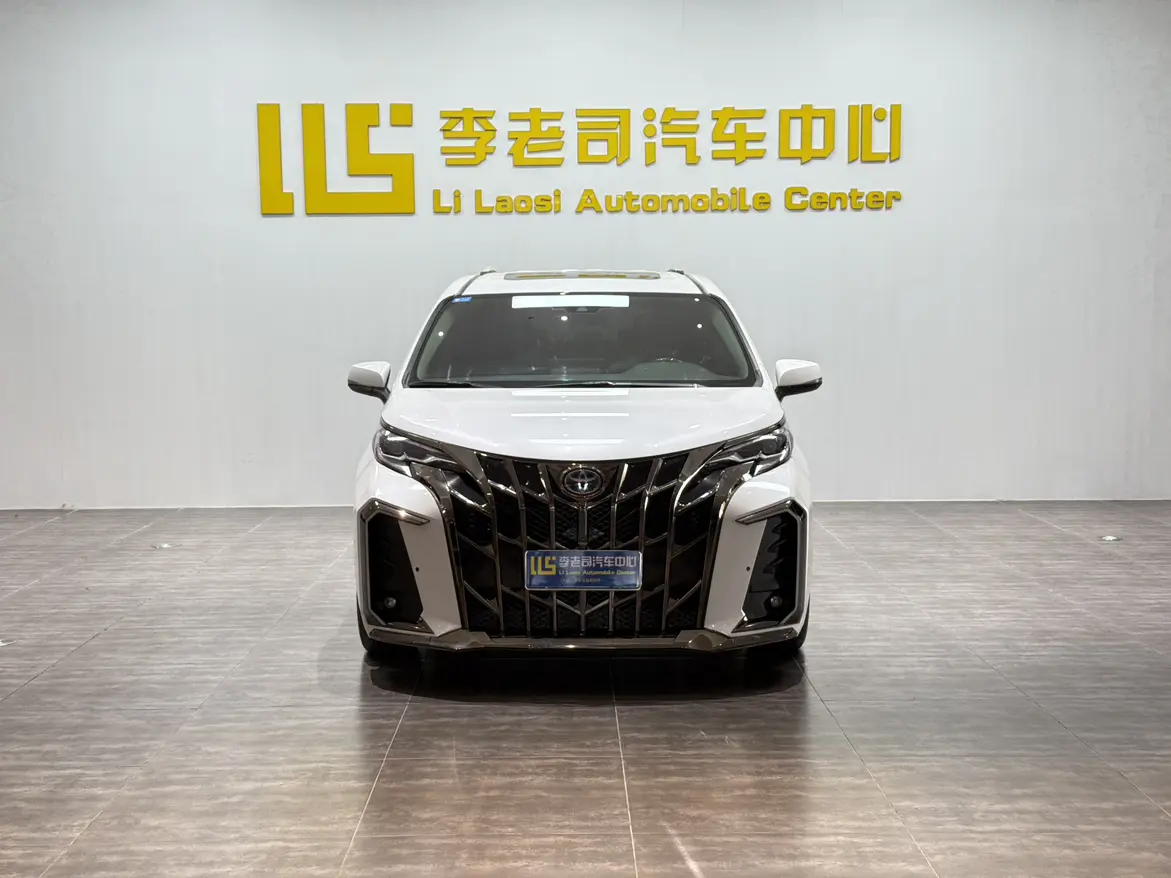 Toyota Sienna  из Китая