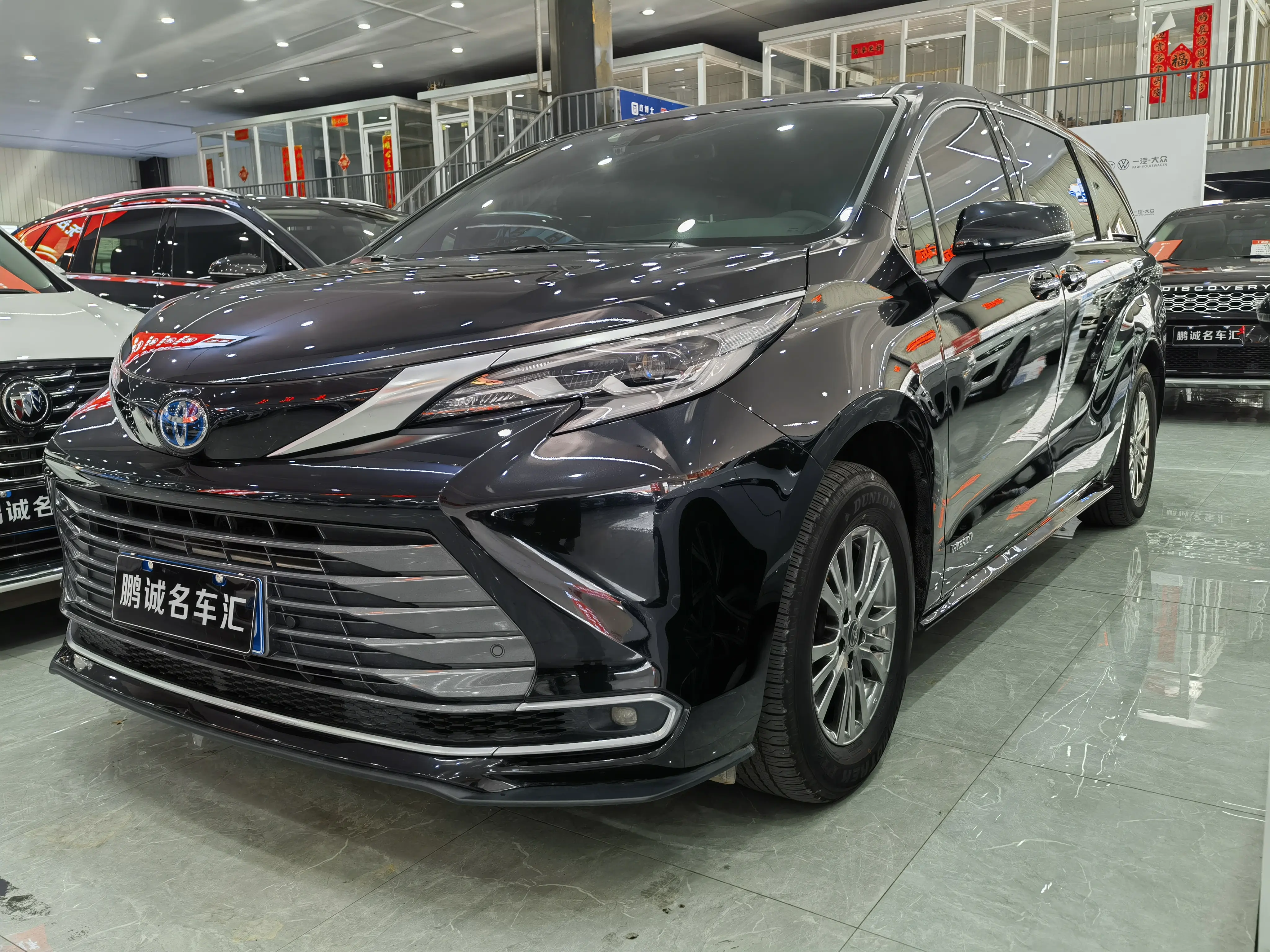 Toyota Sienna  из Китая