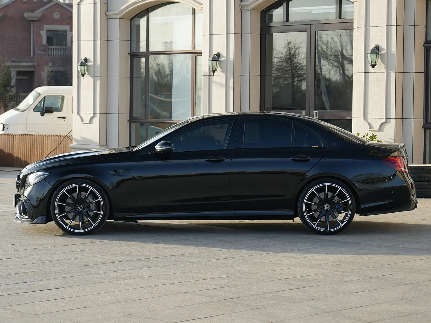 Mercedes-Benz E-Class AMG  из Китая