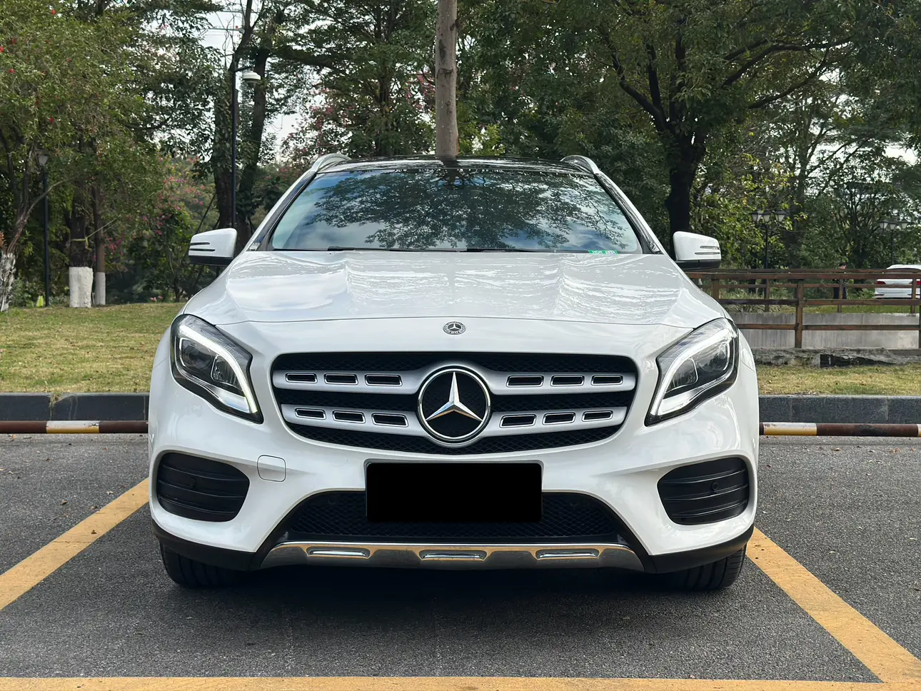 Mercedes-Benz GLA  из Китая