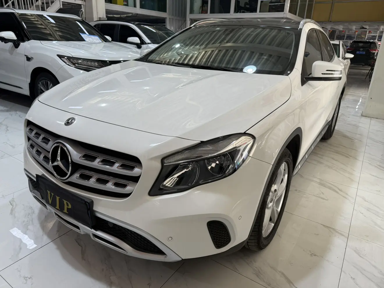Mercedes-Benz GLA  из Китая
