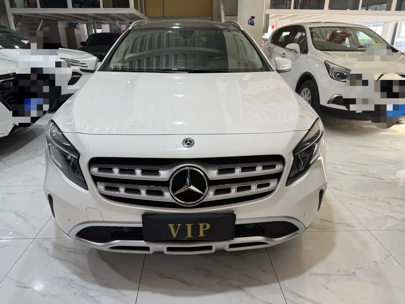 Mercedes-Benz GLA  из Китая