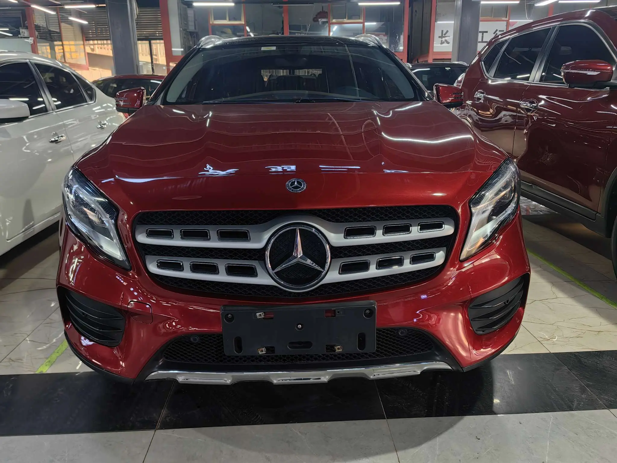 Mercedes-Benz GLA  из Китая