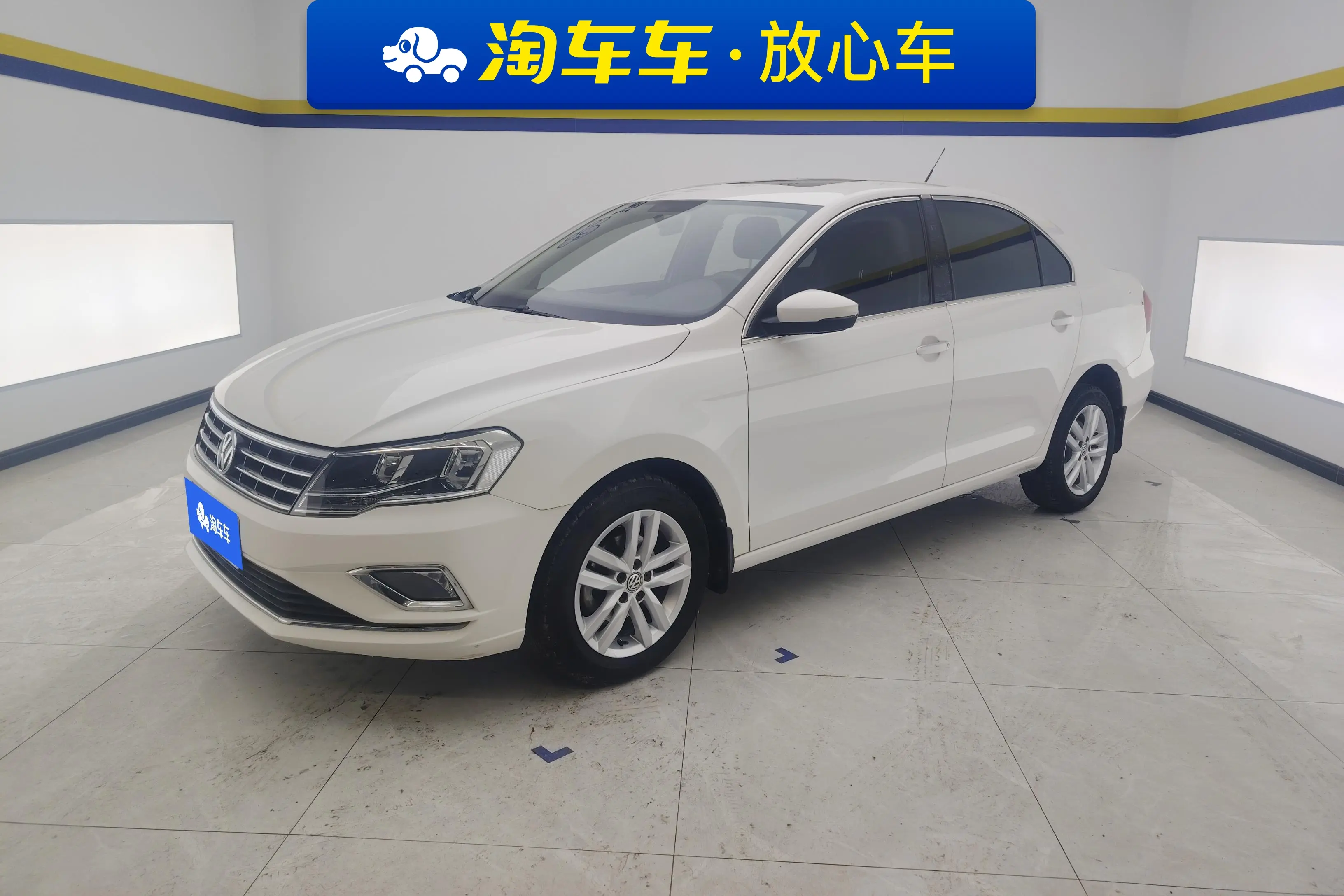 Volkswagen Jetta  из Китая