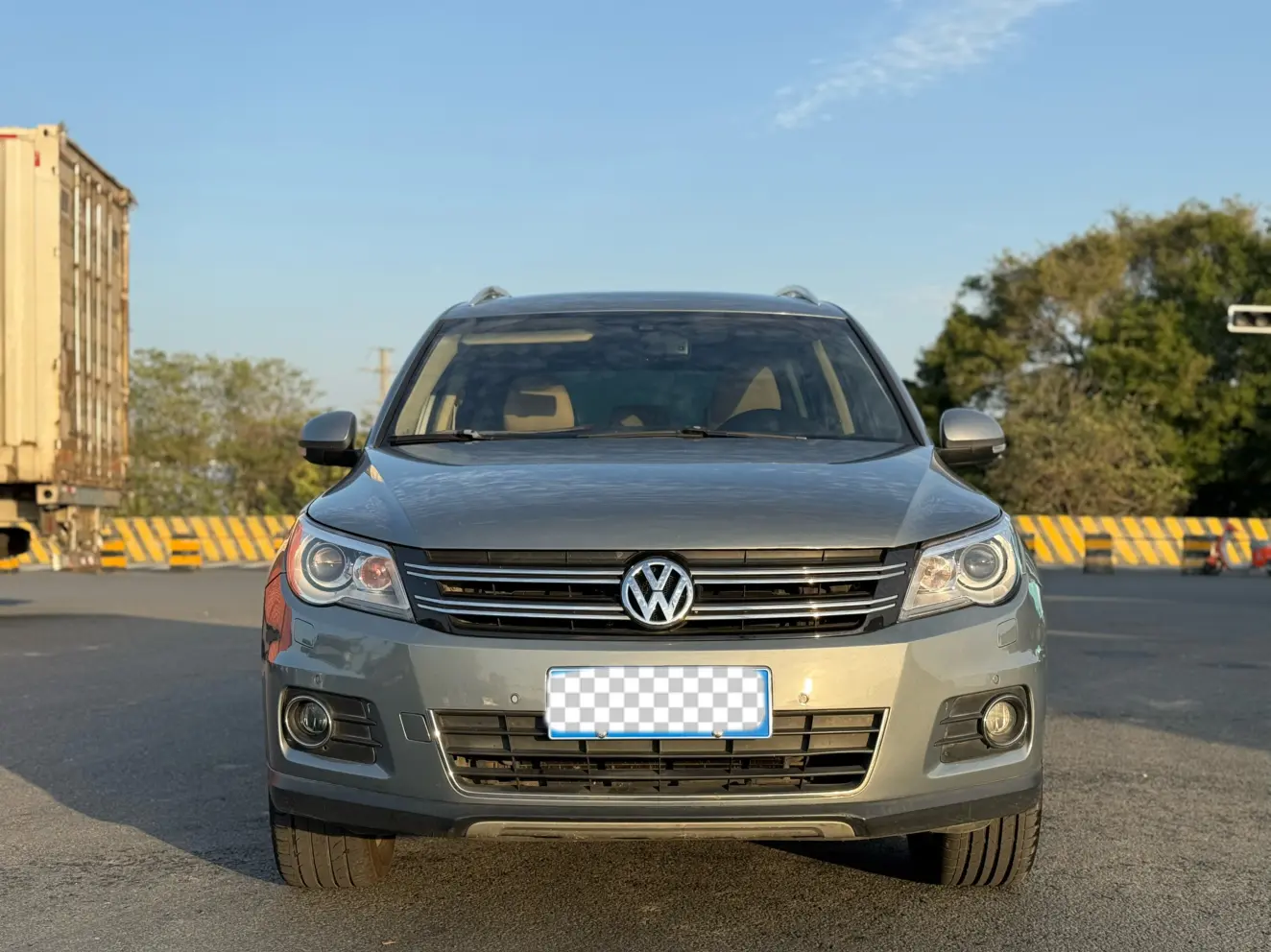 Volkswagen Tiguan  из Китая