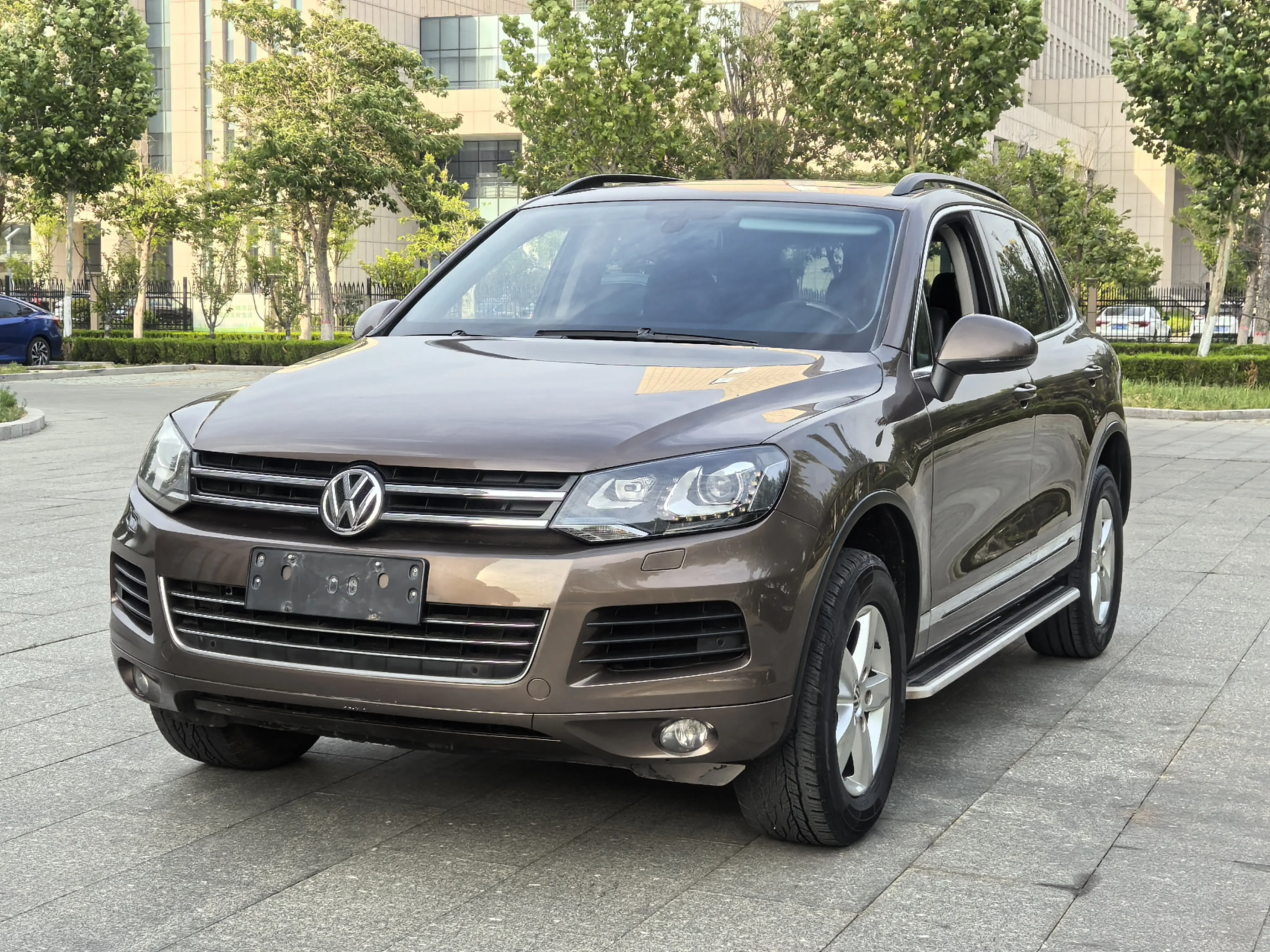 Volkswagen Touareg  из Китая