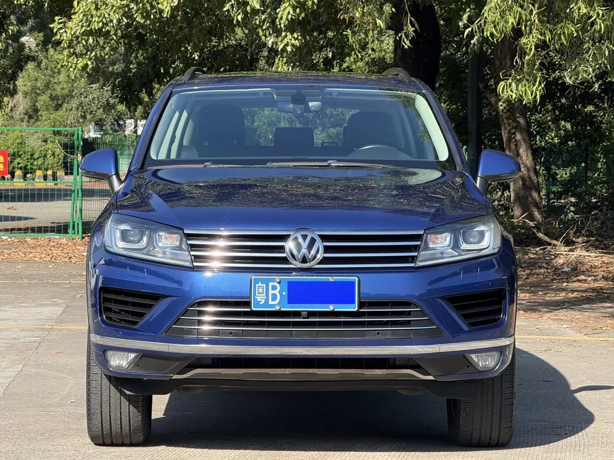 Volkswagen Touareg  из Китая
