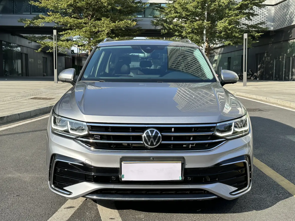 Volkswagen Tiguan L  из Китая