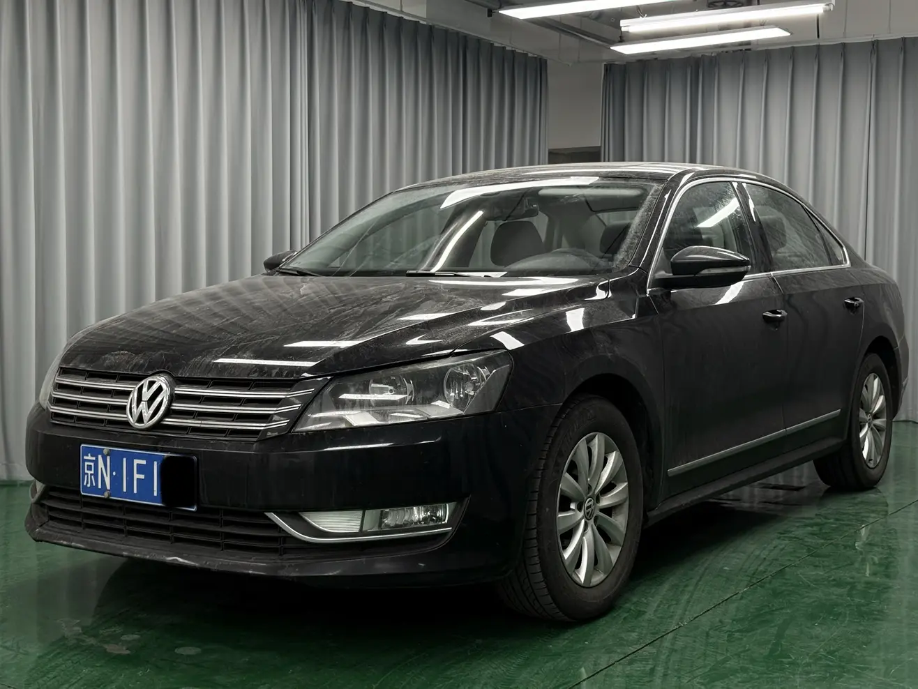 Volkswagen Passat  из Китая