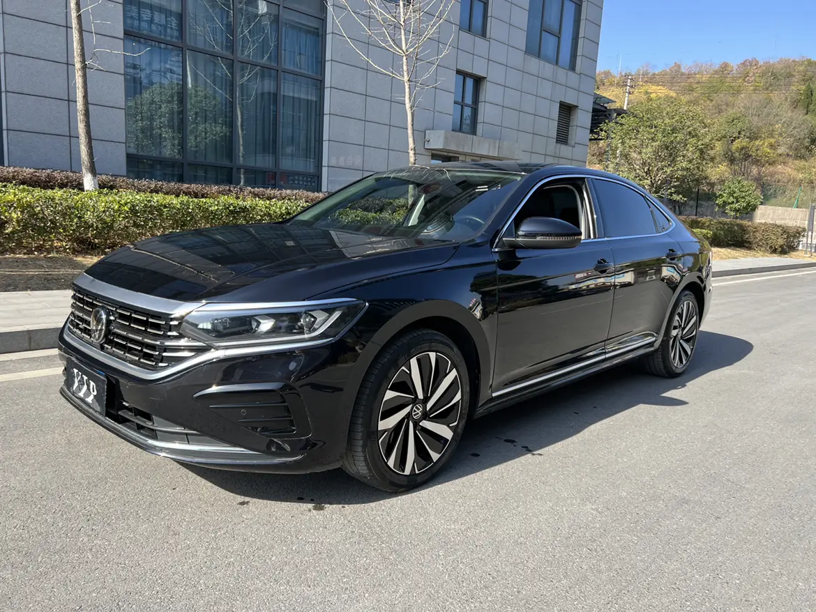 Volkswagen Passat  из Китая