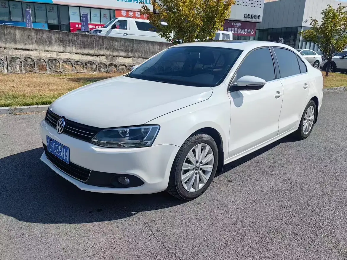 Volkswagen Sagitar  из Китая