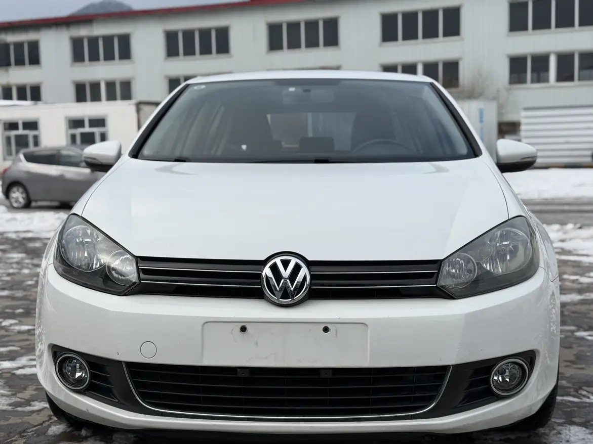 Volkswagen Golf  из Китая