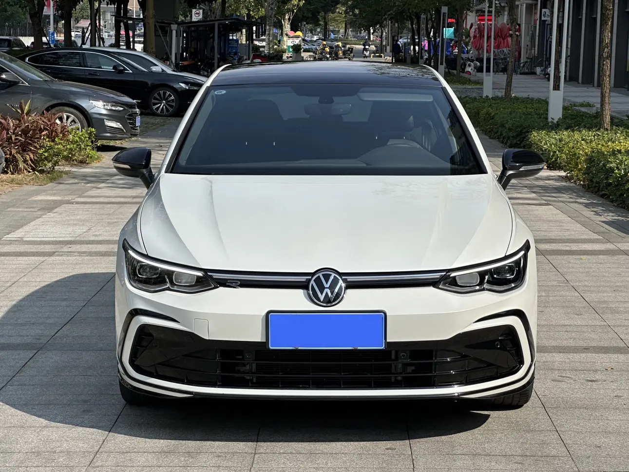 Volkswagen Golf  из Китая