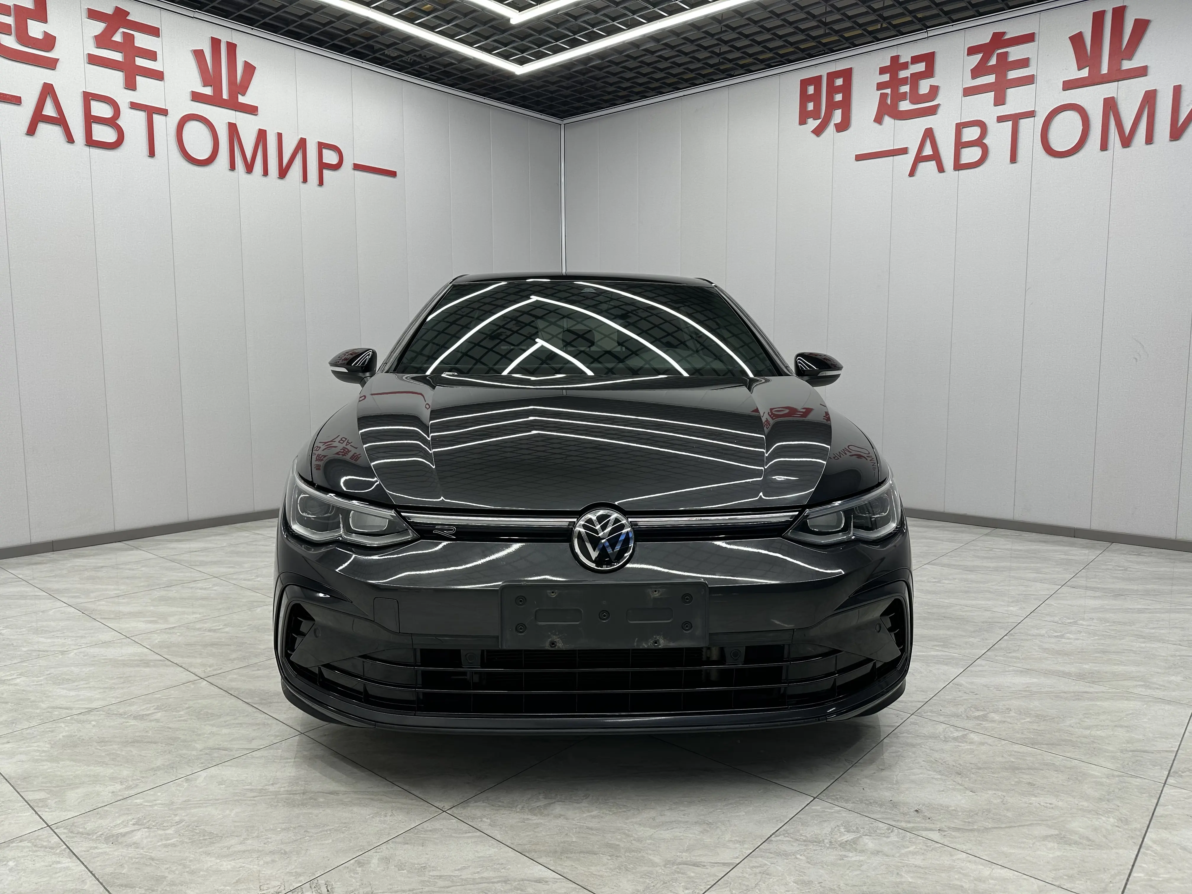 Volkswagen Golf  из Китая