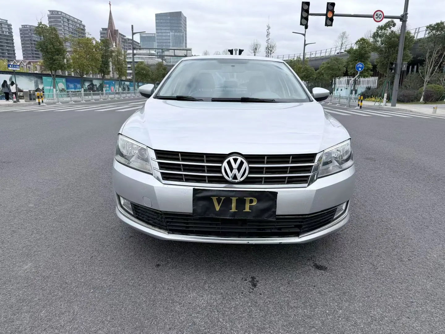 Volkswagen Lavida  из Китая
