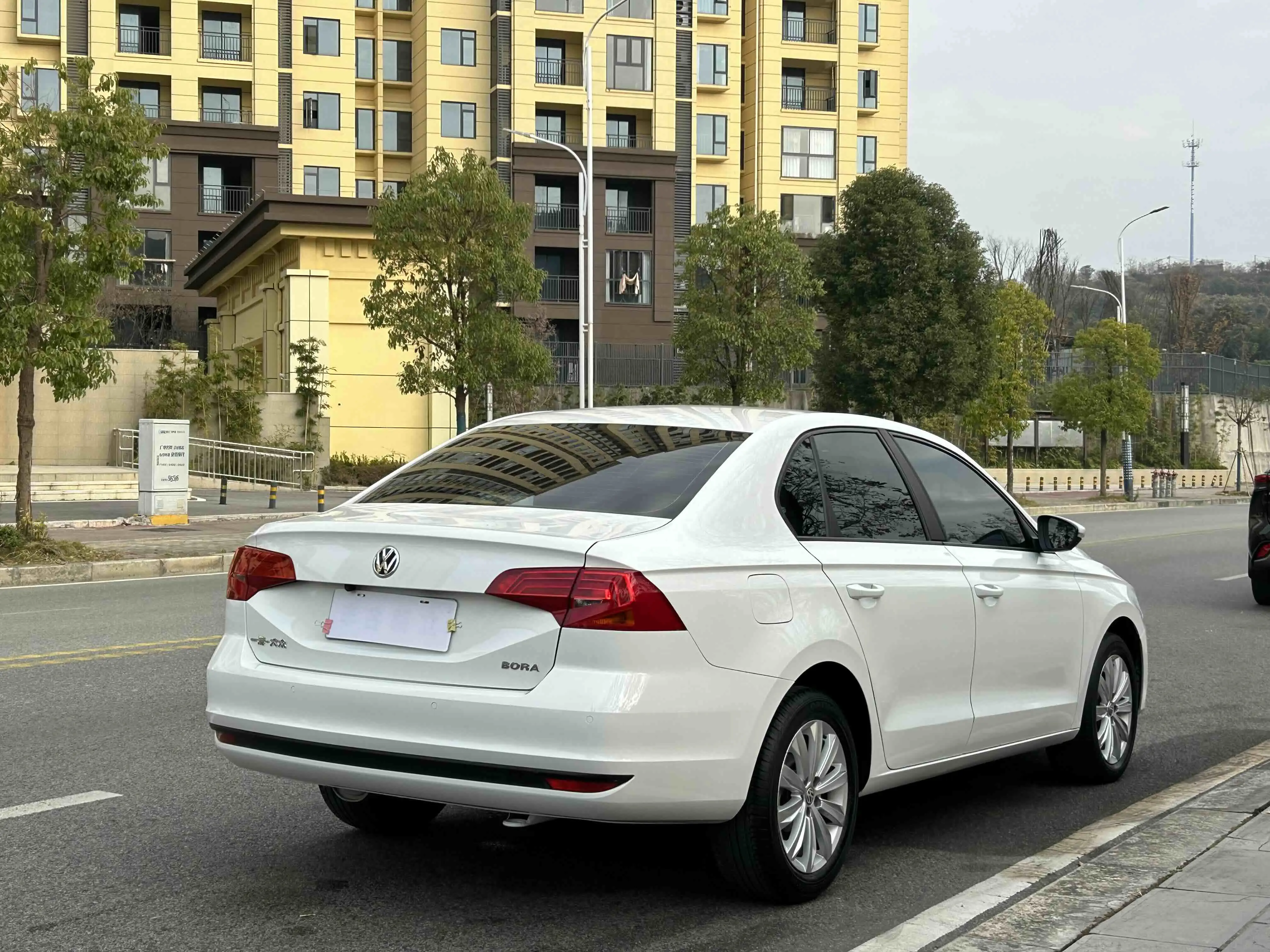 Volkswagen Bora  из Китая