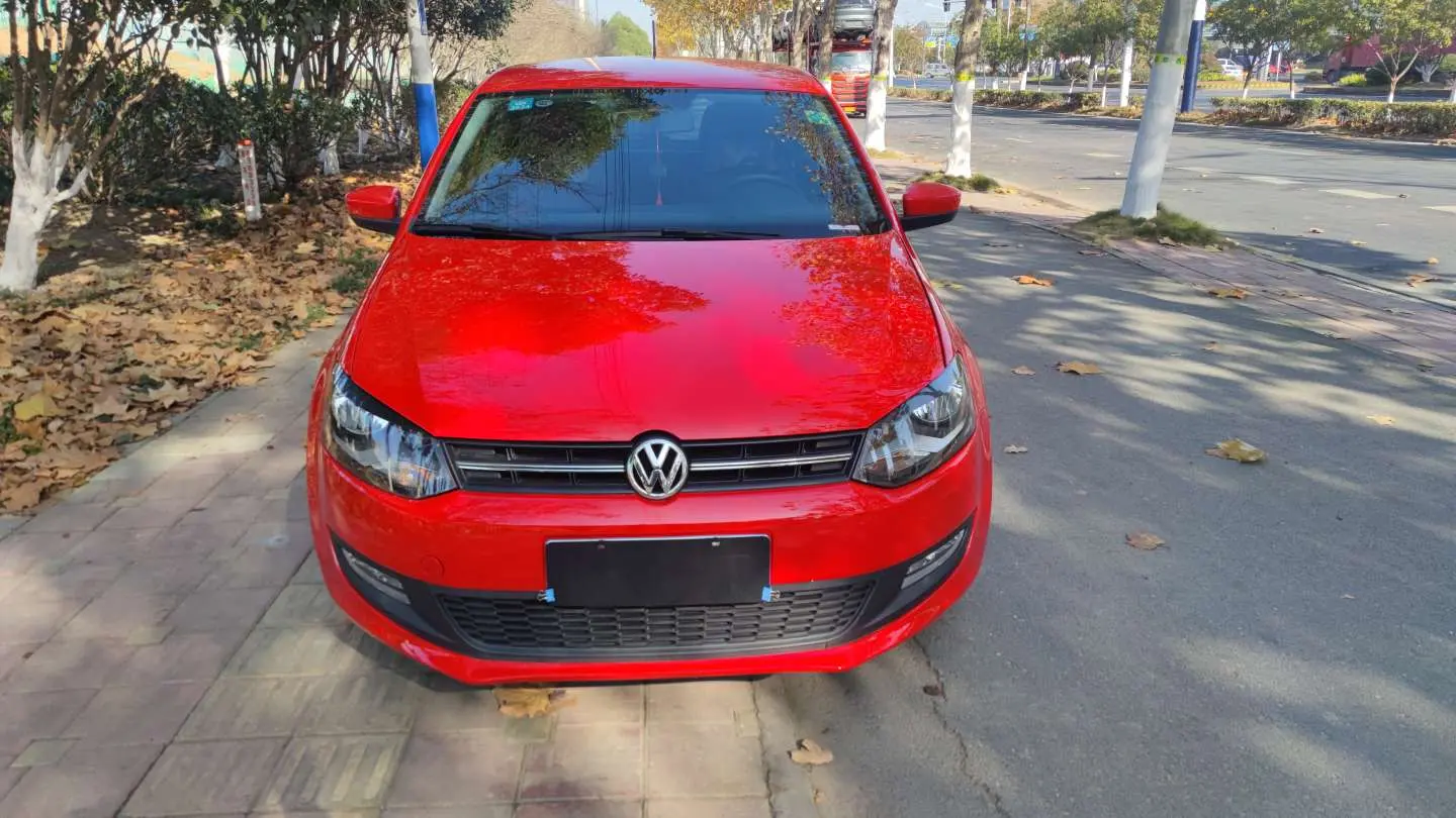 Volkswagen Polo  из Китая