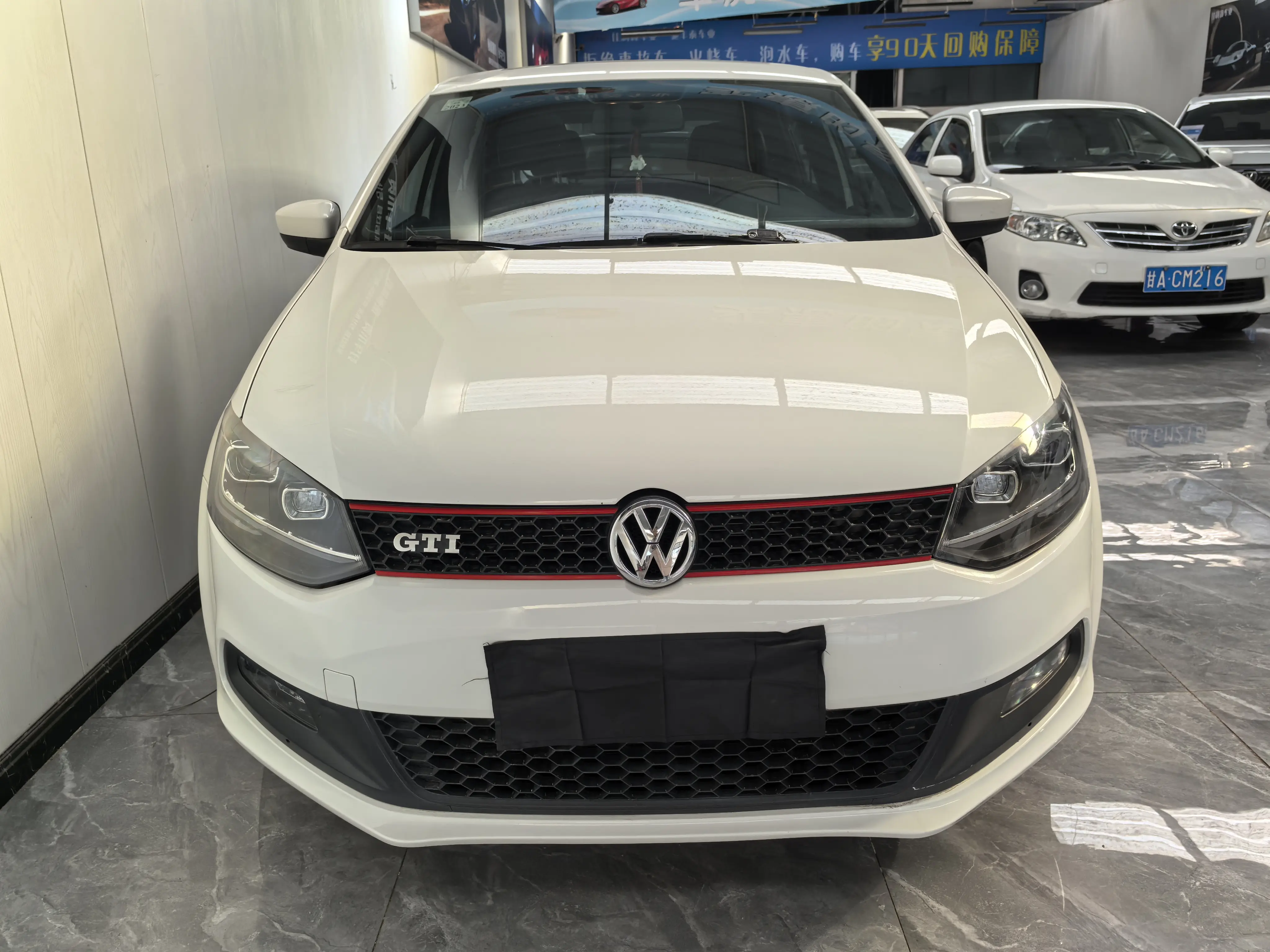 Volkswagen Polo  из Китая