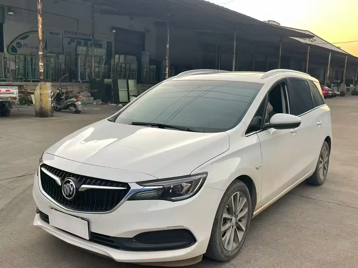 Buick GL6  из Китая