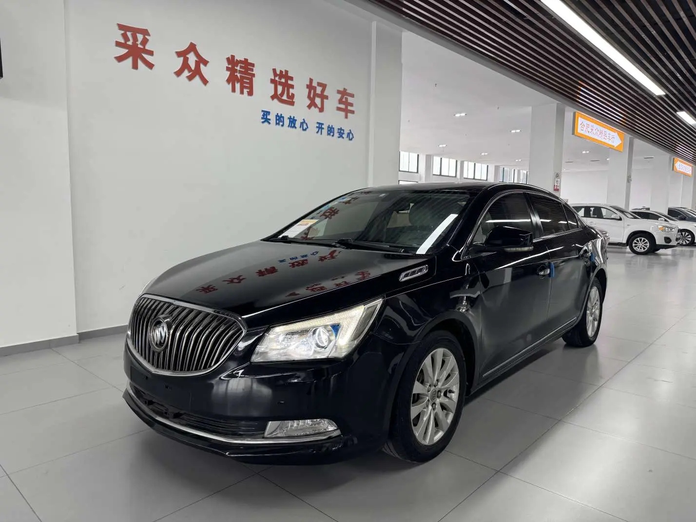 Buick LaCrosse  из Китая