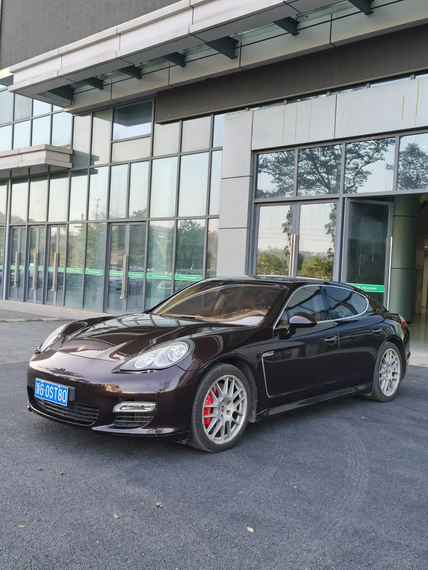 Porsche Panamera  из Китая