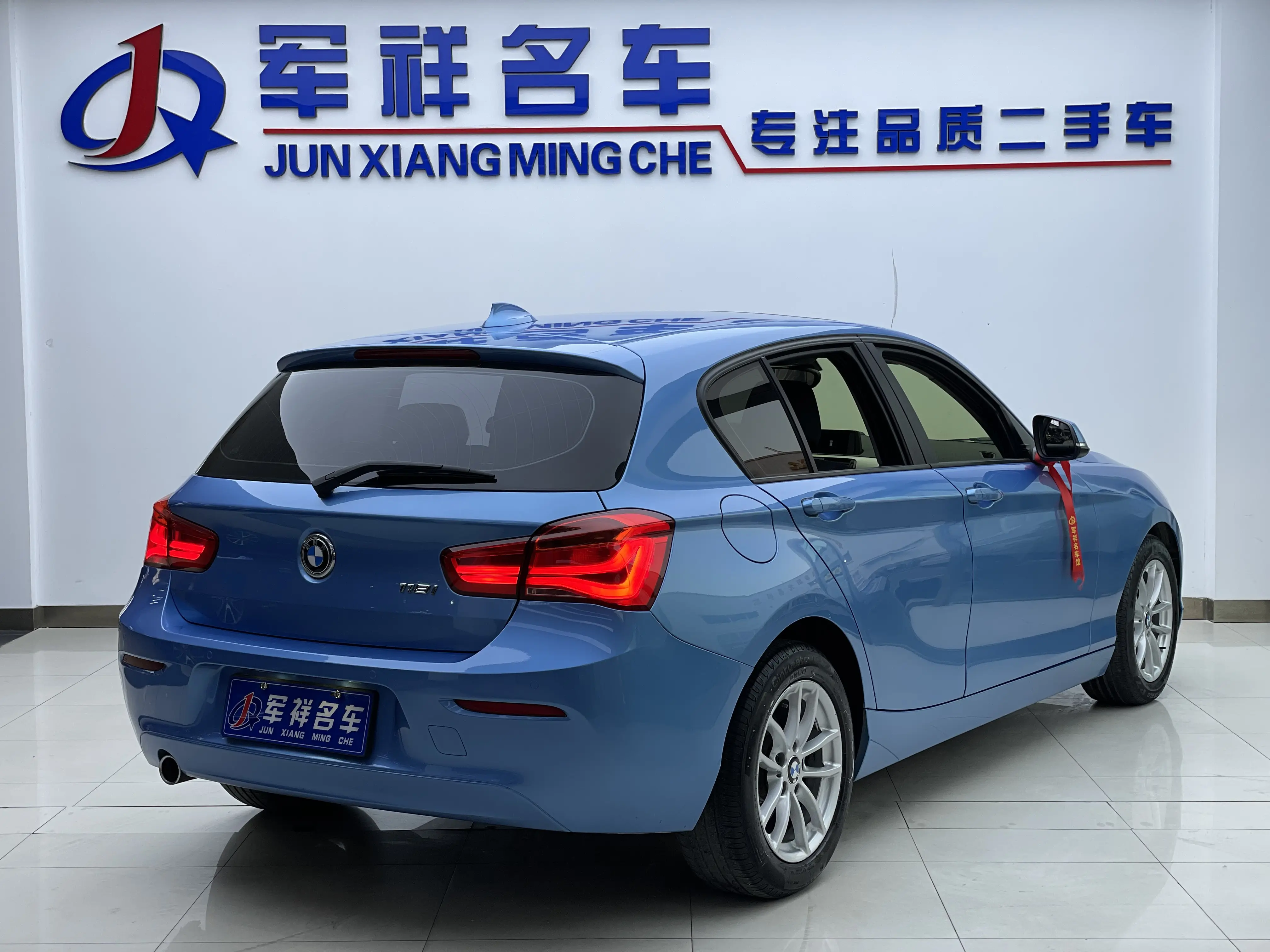 BMW 1 Series  из Китая