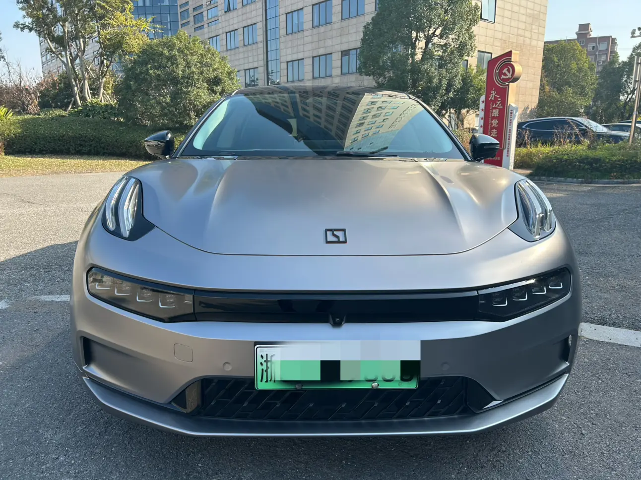 ZEEKR 001  из Китая