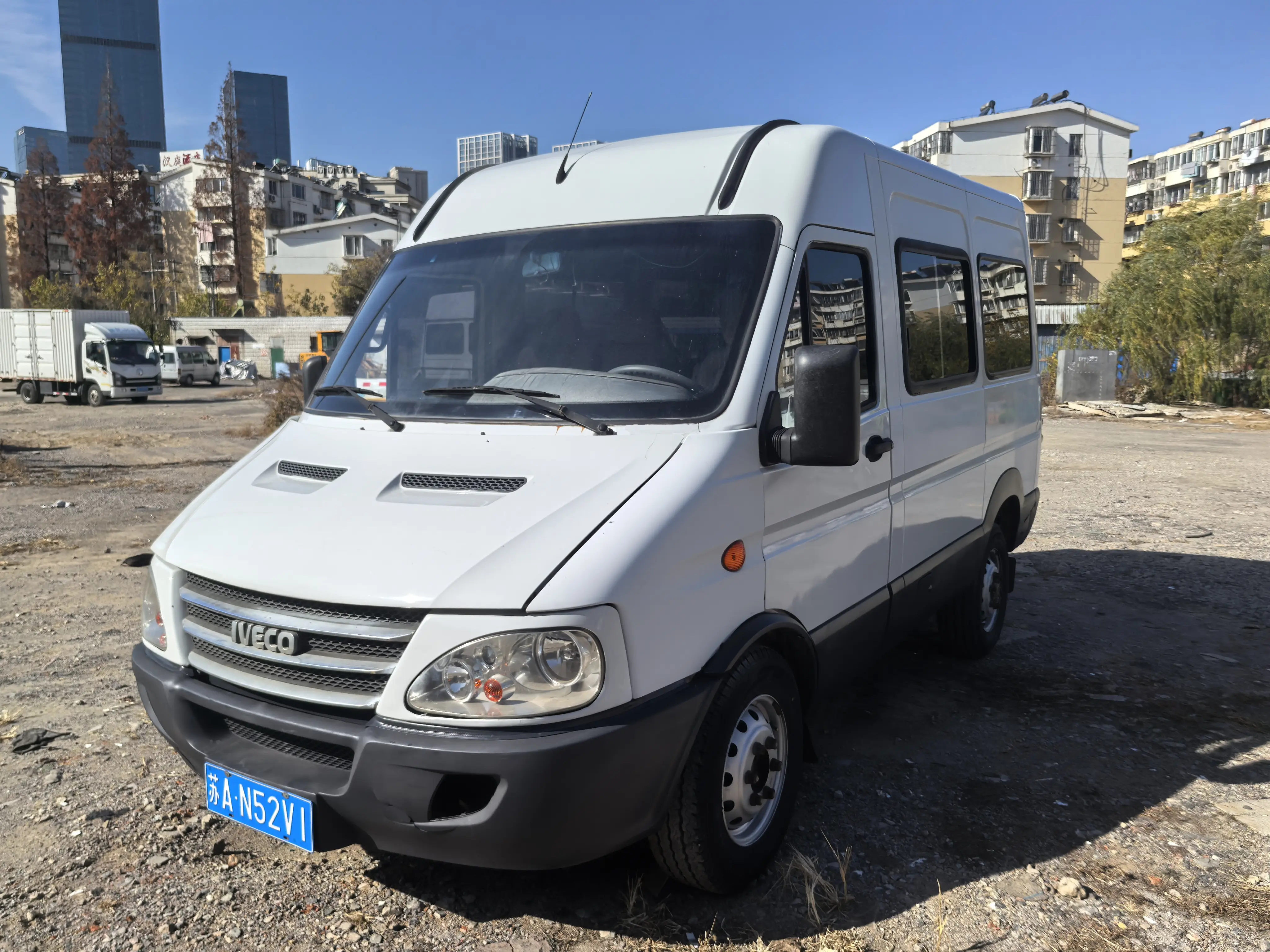 Iveco Bodhi  из Китая