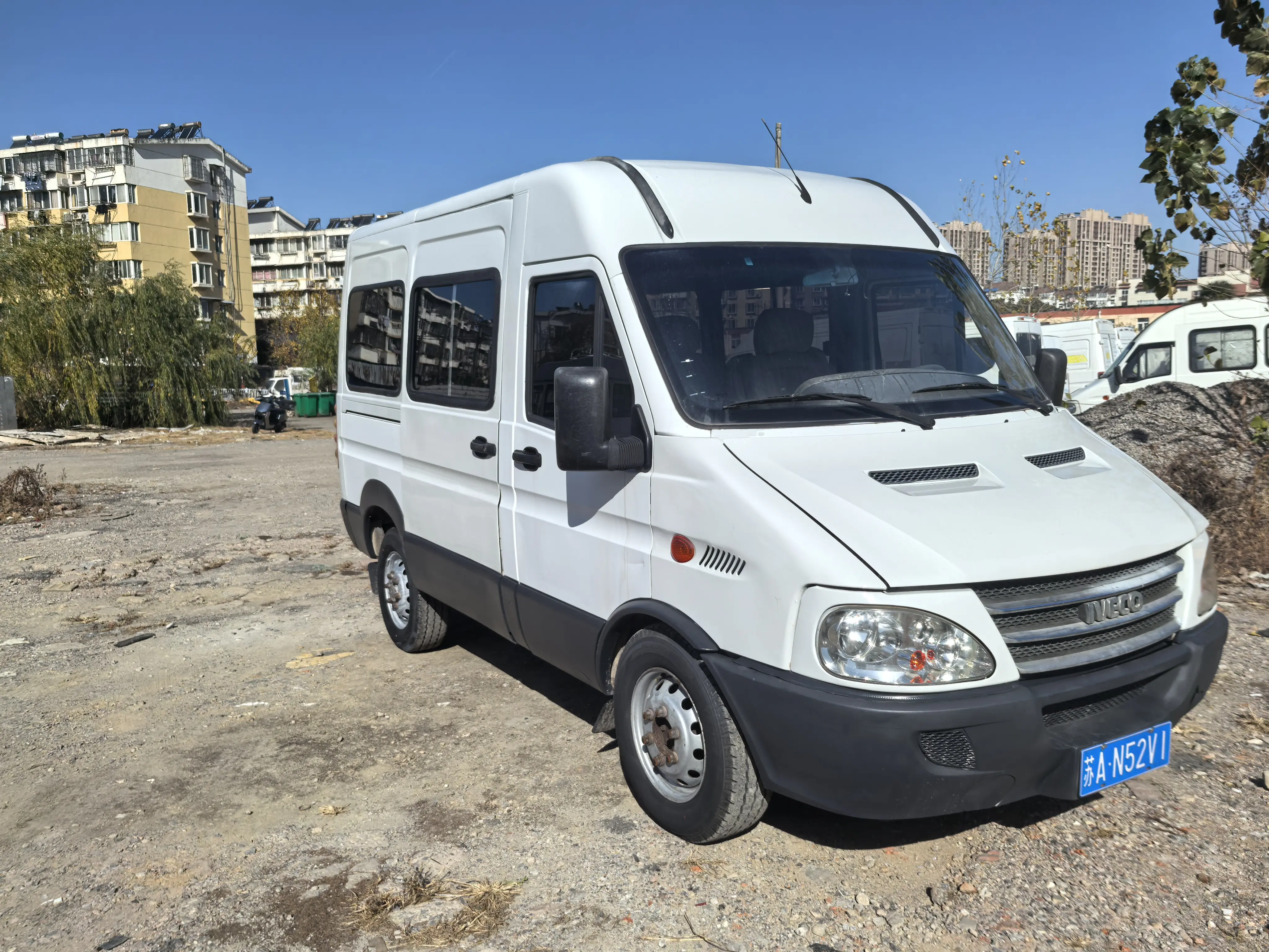 Iveco Bodhi  из Китая