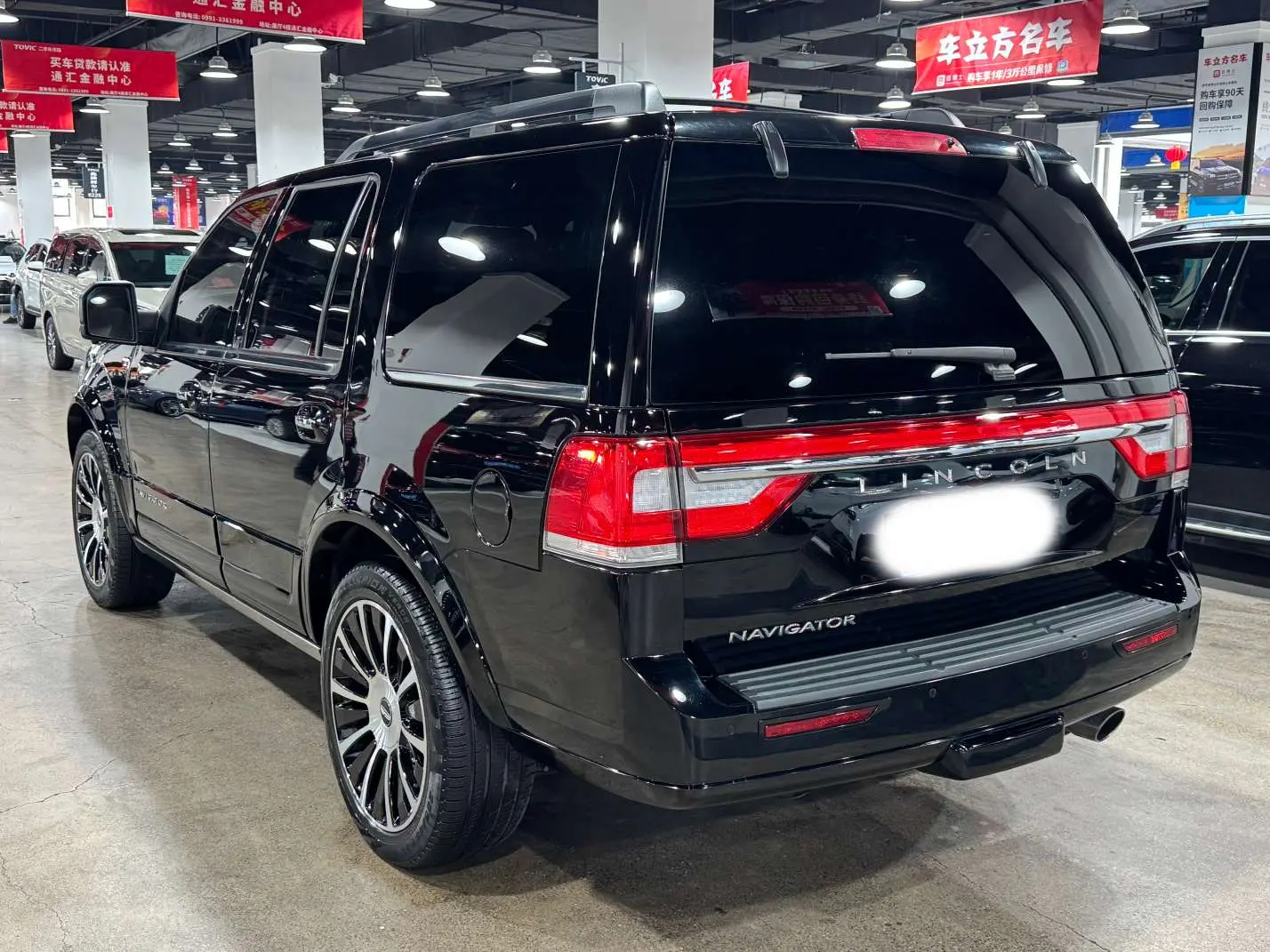 Lincoln Pilot  из Китая