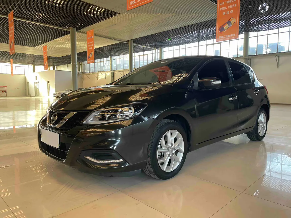 Nissan Tiida  из Китая