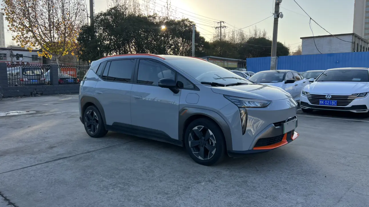 AION Y  из Китая