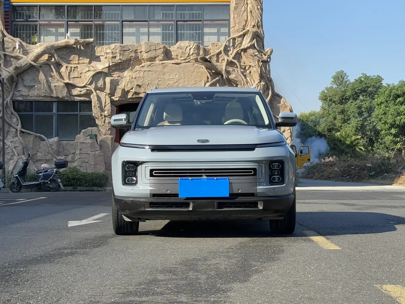 Geely ICON  из Китая