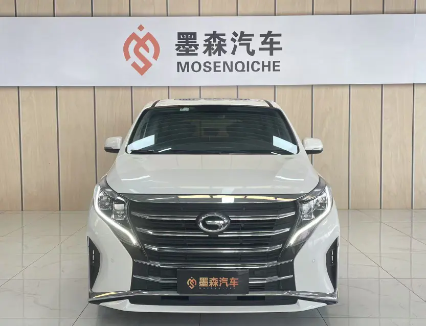 GAC Trumpchi M8  из Китая