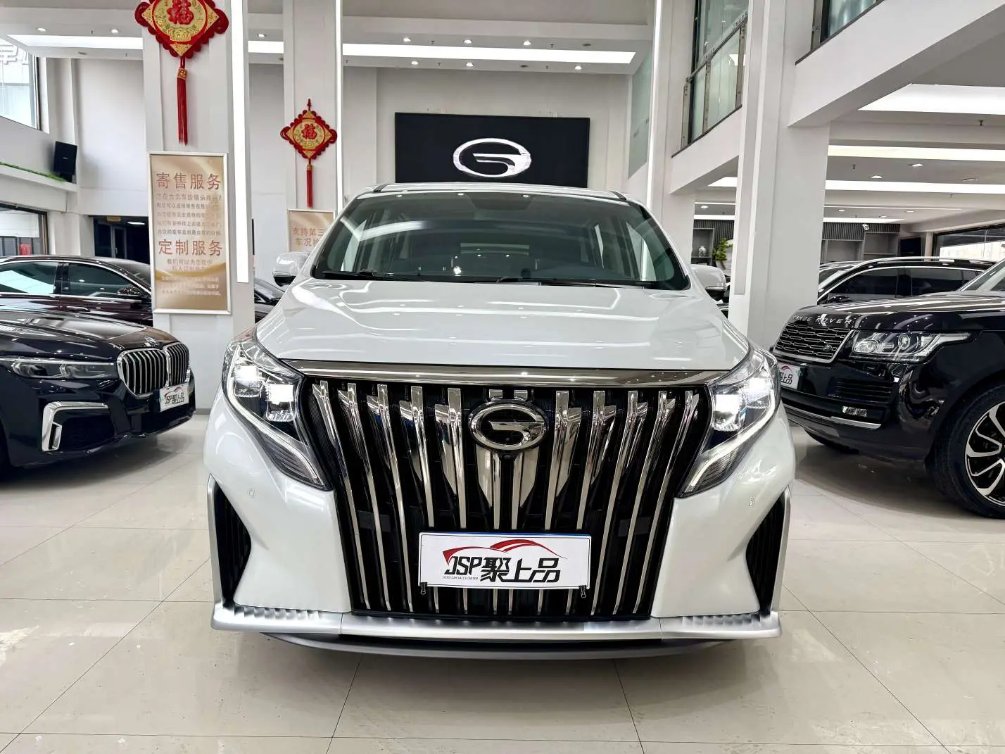 GAC Trumpchi M8  из Китая