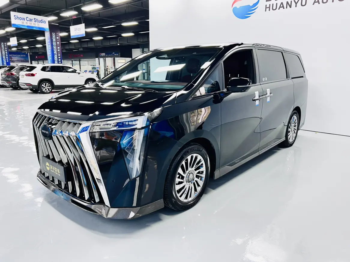 GAC Trumpchi M8  из Китая