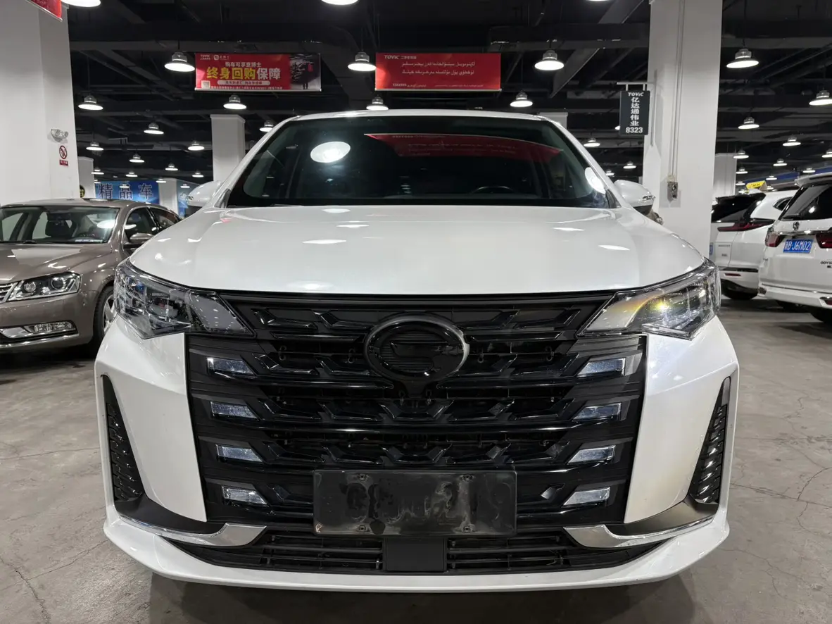 GAC Trumpchi M6  из Китая