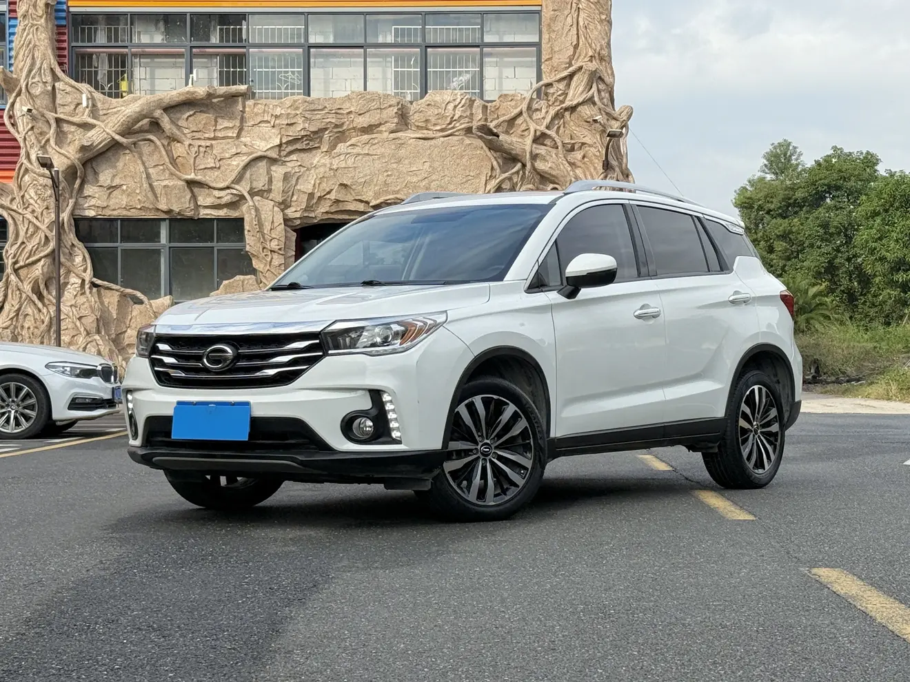 GAC Trumpchi GS4  из Китая