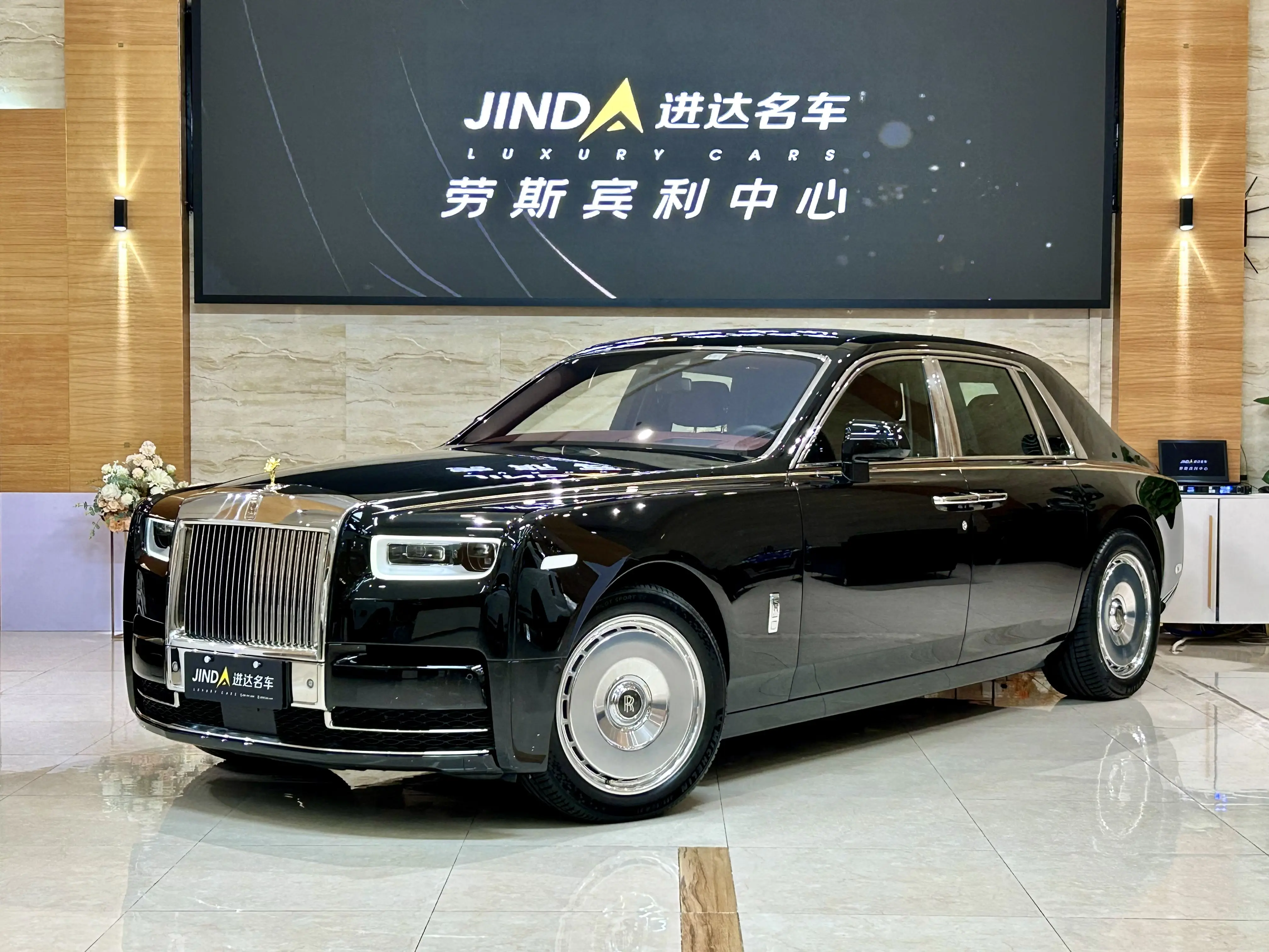 Rolls Royce Phantom  из Китая
