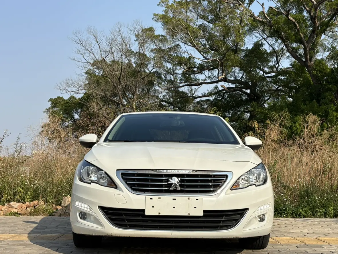 Peugeot 408  из Китая