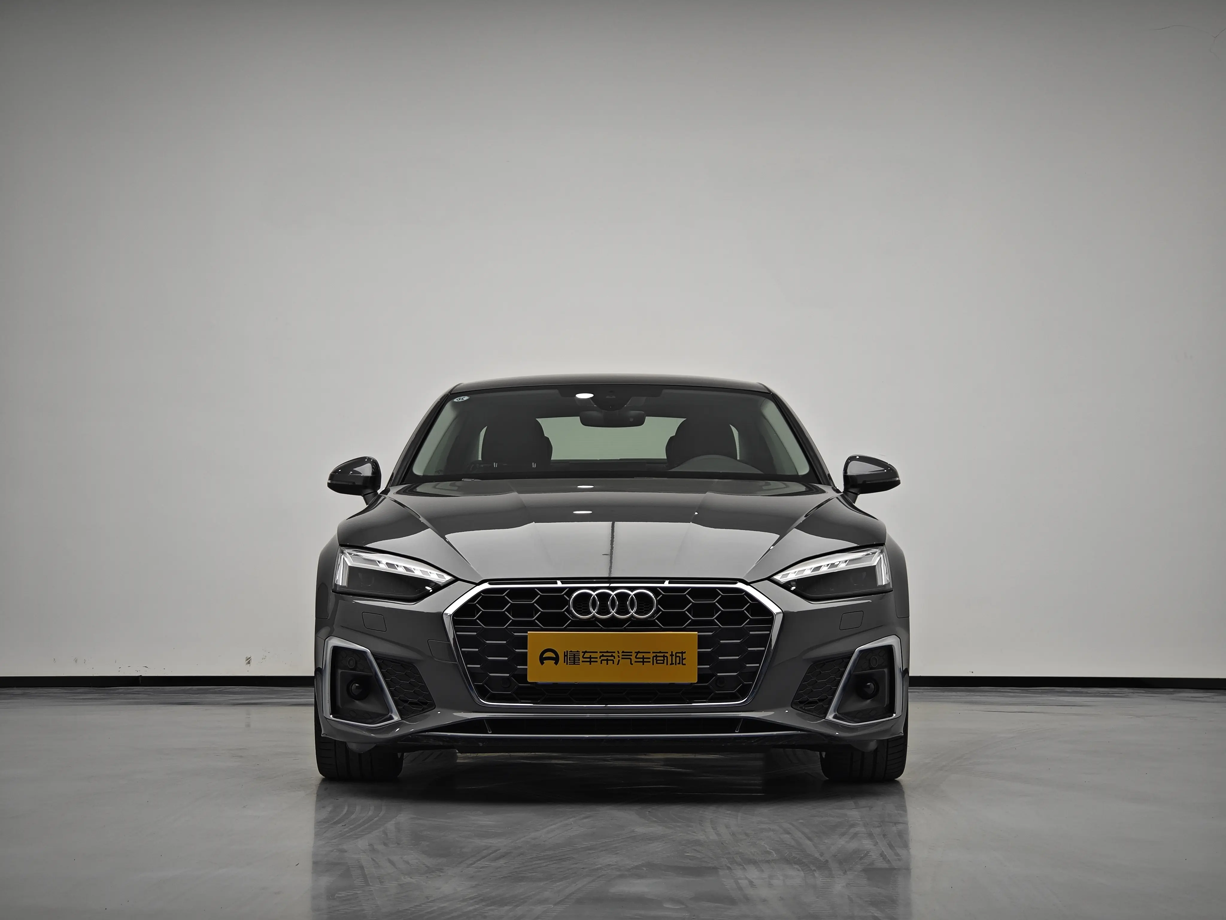 Audi A5  из Китая