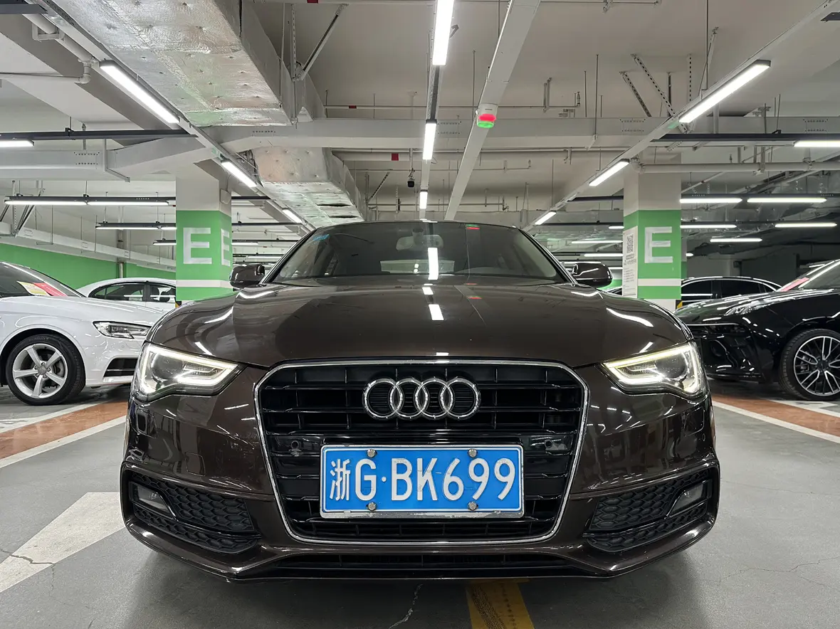 Audi A5  из Китая